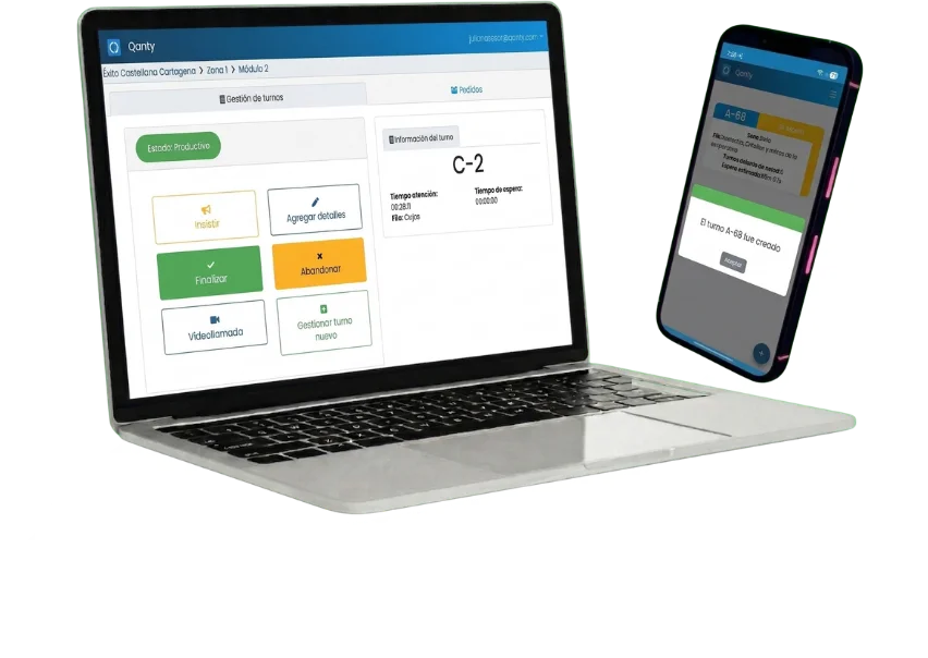 Tableau de bord de la plateforme de gestion des files d'attente Qanty sur un ordinateur portable